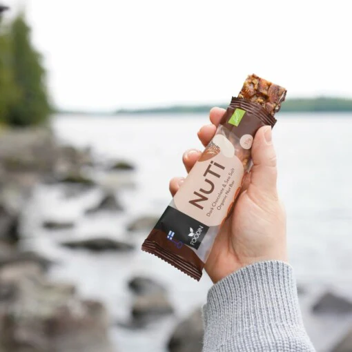 Foodin NUTI Luomu Pähkinäpatukka Dark Chocolate & Sea Salt - Image 2