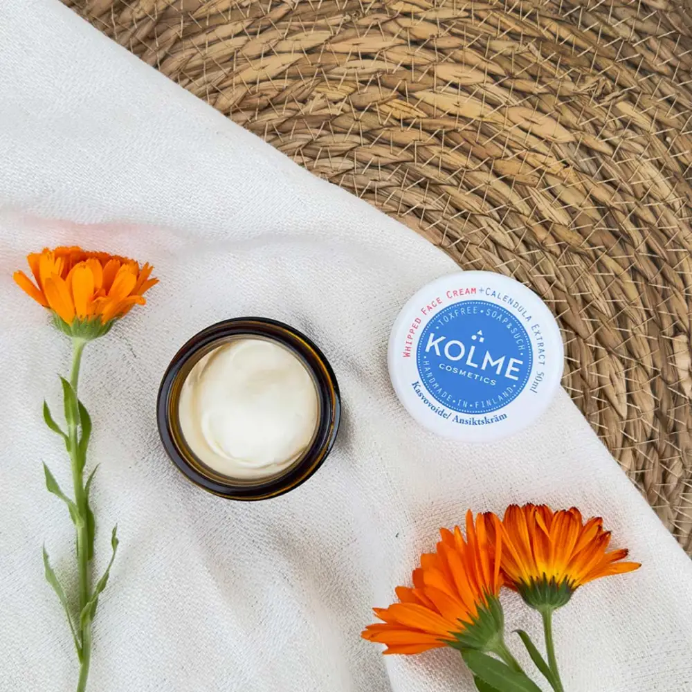 Kolme Cosmetics Vatkattu Kasvovoide + Kehäkukkauute - Image 2