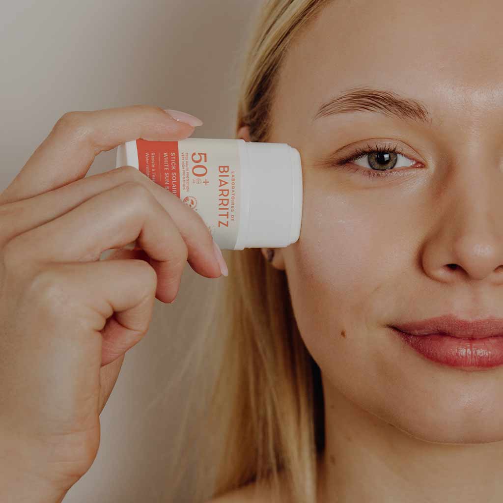 Laboratoires de Biarritz Stick Solaire Aurinkovoidepuikko Valkoinen SPF50+ - Image 3