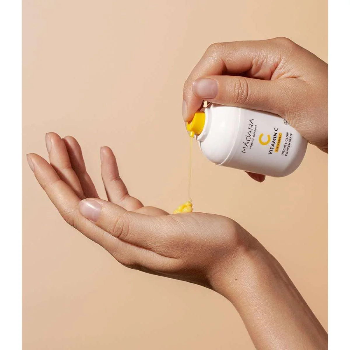 Madara Vitamin C Heleyttävä C-vitamiinikonsentraatti - Image 3