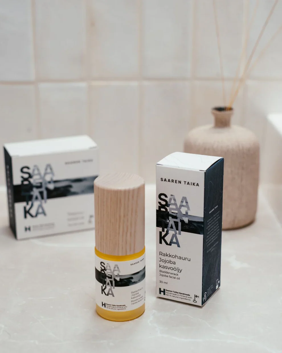 Saaren Taika Rakkohauru Jojoba kasvoöljy - Image 4