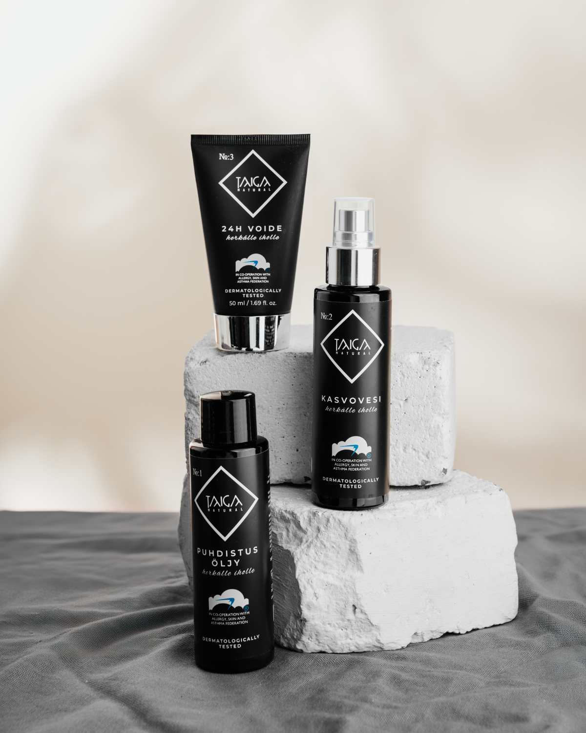 Taiga Cosmetics Kasvovesi - Image 2