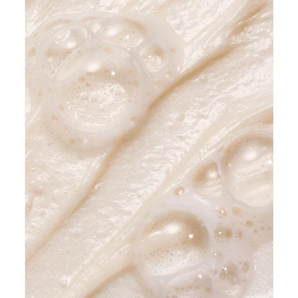 Whamisa Organic Flowers Foam Cleansing Cream - Image 3
